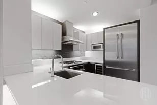 247 W 46th St, New York, NY 10036 - Photo 6