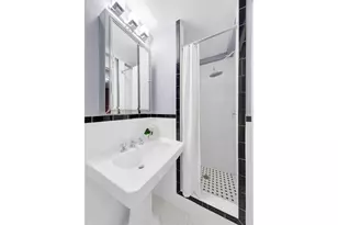 424 E 52nd St, New York City, NY 10022 - Photo 8