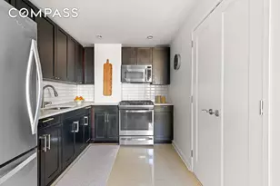 145 Park Pl, New York City, NY 11217 - Photo 4