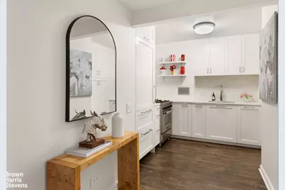 100 Bank Street #6C, New York City, NY 10014 - Photo 2