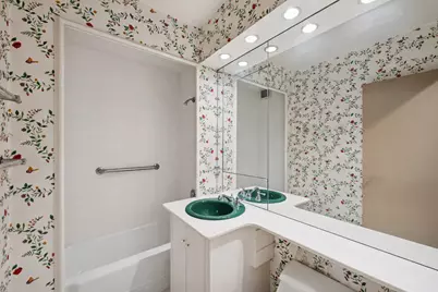 118 E 60th Street #31EF, New York City, NY 10022 - Photo 12