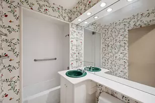 118 E 60th St, New York City, NY 10022 - Photo 12