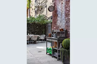 25 E 94th Street, New York, NY 10128 - Photo 4