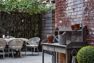 25 E 94th St, New York, NY 10128 - Photo 4