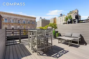 25 E 94th St, New York, NY 10128 - Photo 8