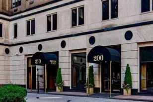 200 E 65th St, New York City, NY 10065 - Photo 16