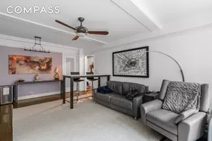 321 E 43rd St, New York, NY 10017 - Photo 4