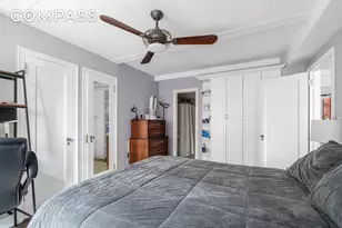 321 E 43rd St, New York, NY 10017 - Photo 8