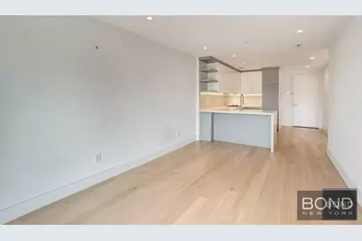 11-07 Welling Court #4C, Astoria, NY 11102 - Photo 2