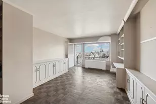 118 E 60th St, New York City, NY 10022 - Photo 12