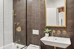 555 Washington Ave, Brooklyn, NY 11238 - Photo 8