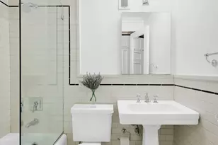 299 W 12th St, New York City, NY 10014 - Photo 12