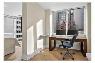 60 E 55th St, New York City, NY 10022 - Photo 10