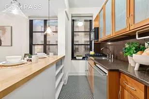 235 E 22nd St, New York, NY 10010 - Photo 4