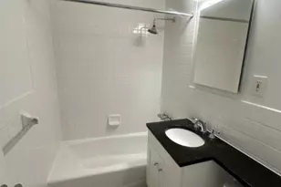 442 W 57th St, New York City, NY 10019 - Photo 10