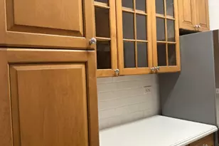 442 W 57th St, New York City, NY 10019 - Photo 2