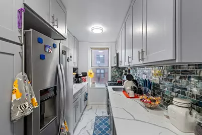 67-30 Clyde Street #5T, New York City, NY 11375 - Photo 4
