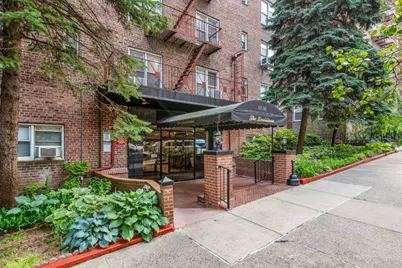 67-30 Clyde Street #5T, Forest Hills, NY 11375 - Photo 12