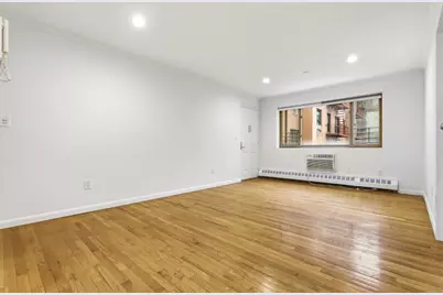 118-82 Metropolitan Avenue #3A, Kew Gardens, NY 11415 - Photo 4