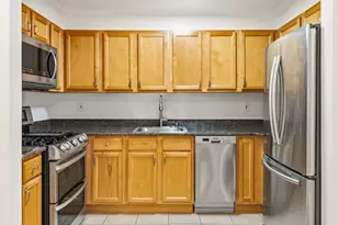 118-82 Metropolitan Ave, Kew Gardens, NY 11415 - Photo 8