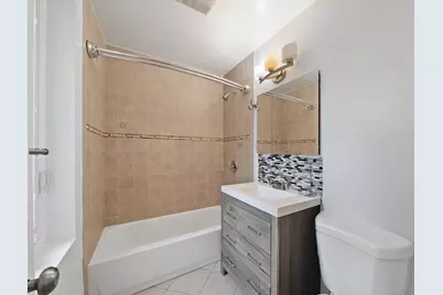 5461 Sylvan Avenue, New York City, NY 10471 - Photo 16