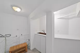 5461 Sylvan Ave, New York City, NY 10471 - Photo 20
