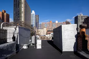 217 E 31st St, New York City, NY 10016 - Photo 22