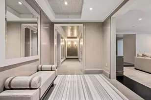 21 E 61st St, New York City, NY 10065 - Photo 16