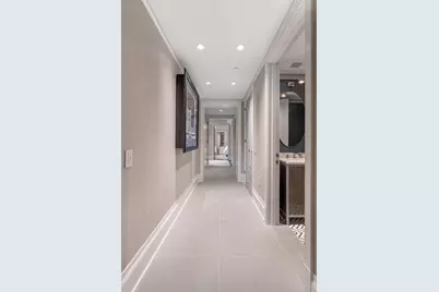 21 E 61st Street #6E, New York, NY 10065 - Photo 14