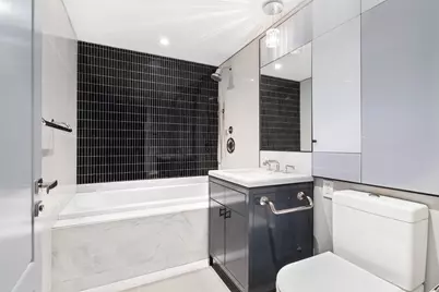 21 E 61st Street #6E, New York City, NY 10065 - Photo 22