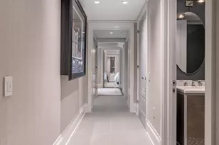 21 E 61st St, New York City, NY 10065 - Photo 14