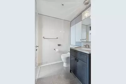 21 E 61st Street #6E, New York, NY 10065 - Photo 26