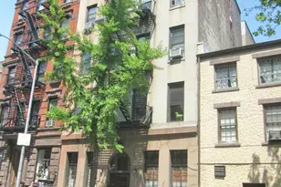 161 W 10th St, New York City, NY 10014 - Photo 16