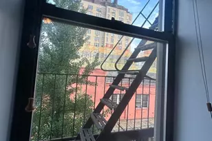 161 W 10th St, New York City, NY 10014 - Photo 8