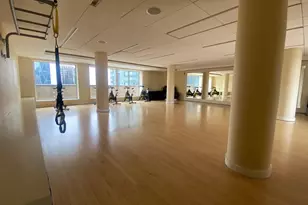 322 W 57th St, New York City, NY 10019 - Photo 16