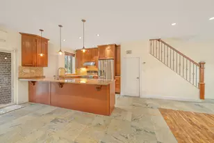 23-55 36th St, New York City, NY 11105 - Photo 8