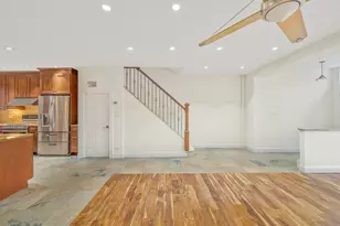 23-55 36th St, New York City, NY 11105 - Photo 4