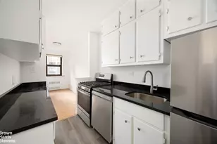 357 E 57th St, New York, NY 10022 - Photo 4