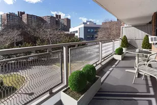 61-15 98th St, Rego Park, NY 11374 - Photo 6