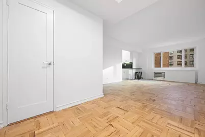 30 W 60th Street #7-S, New York City, NY 10023 - Photo 8