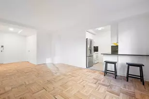 30 W 60th St, New York City, NY 10023 - Photo 4