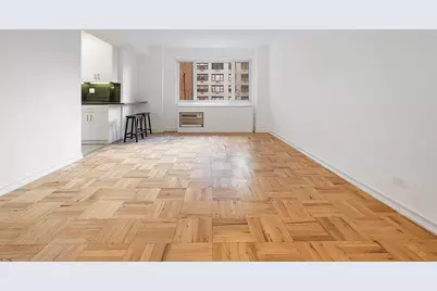 30 W 60th Street #7-S, New York City, NY 10023 - Photo 2