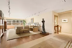 700 Park Ave, New York City, NY 10021 - Photo 2