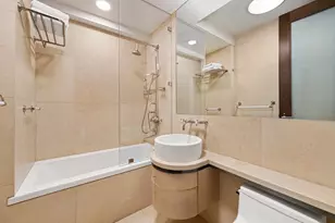 700 Park Ave, New York City, NY 10021 - Photo 12
