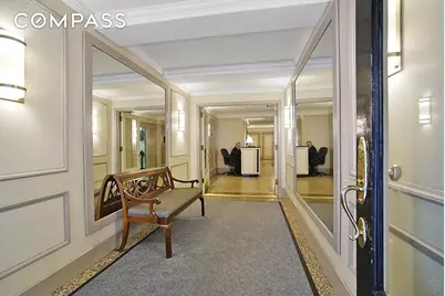 155 E 49th Street #2B, New York, NY 10017 - Photo 8