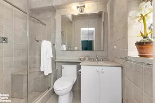 444 E 52nd St, New York City, NY 10022 - Photo 22