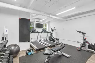 620 E 18th St, New York City, NY 11226 - Photo 14