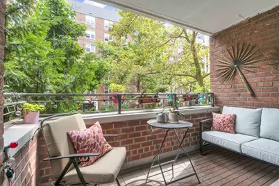 620 E 18th Street #1C, New York City, NY 11226 - Photo 8