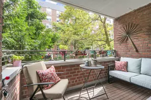 620 E 18th St, New York City, NY 11226 - Photo 8