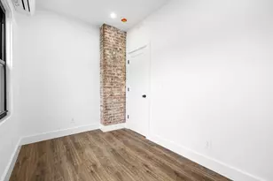 50-20 39th St, New York City, NY 11104 - Photo 8